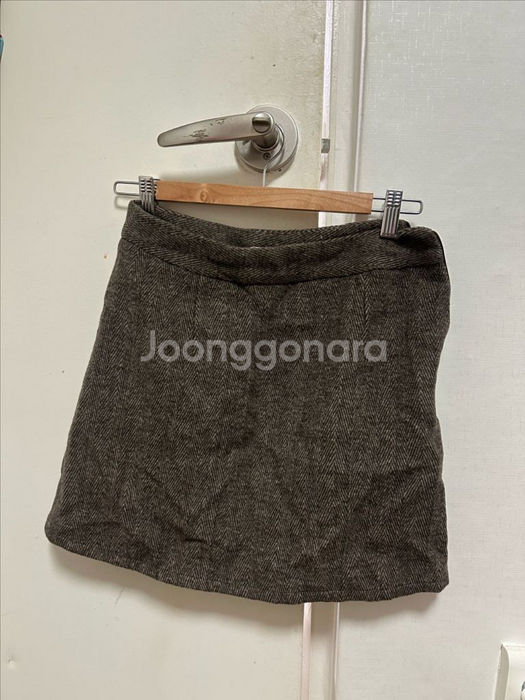 에이블리 헤링본 울 미니스커트 M--4