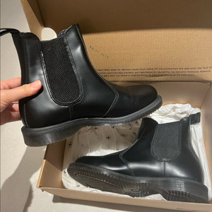 닥터마틴 플로라 첼시부츠 uk3(230)