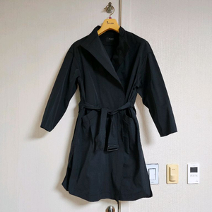 타임 트렌치코트