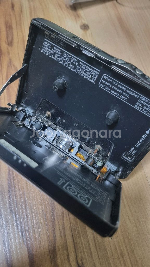 소니 워크맨 WM-FX70 팝니다 58번째--7