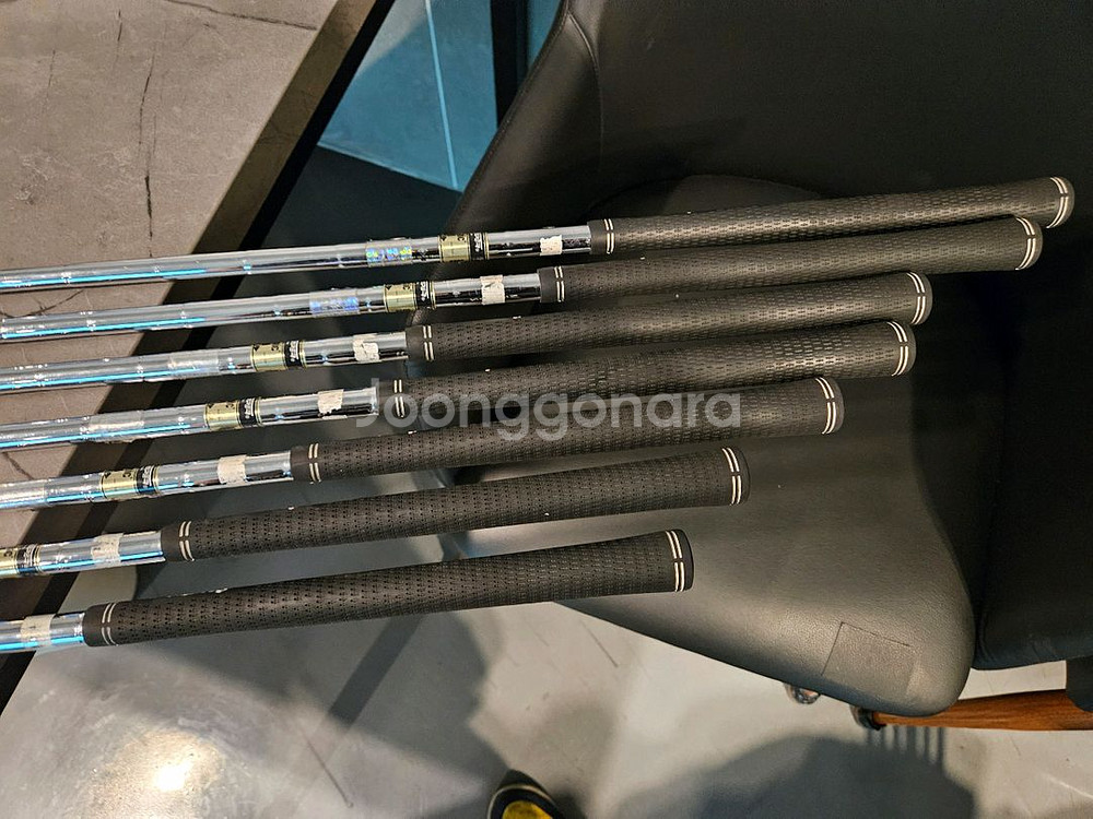 스릭슨 Z765 단조 아이언세트 4-P 다골s200 dts--2