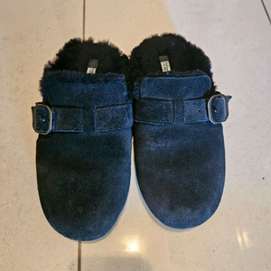 핏플랍 블랙 뮬 235