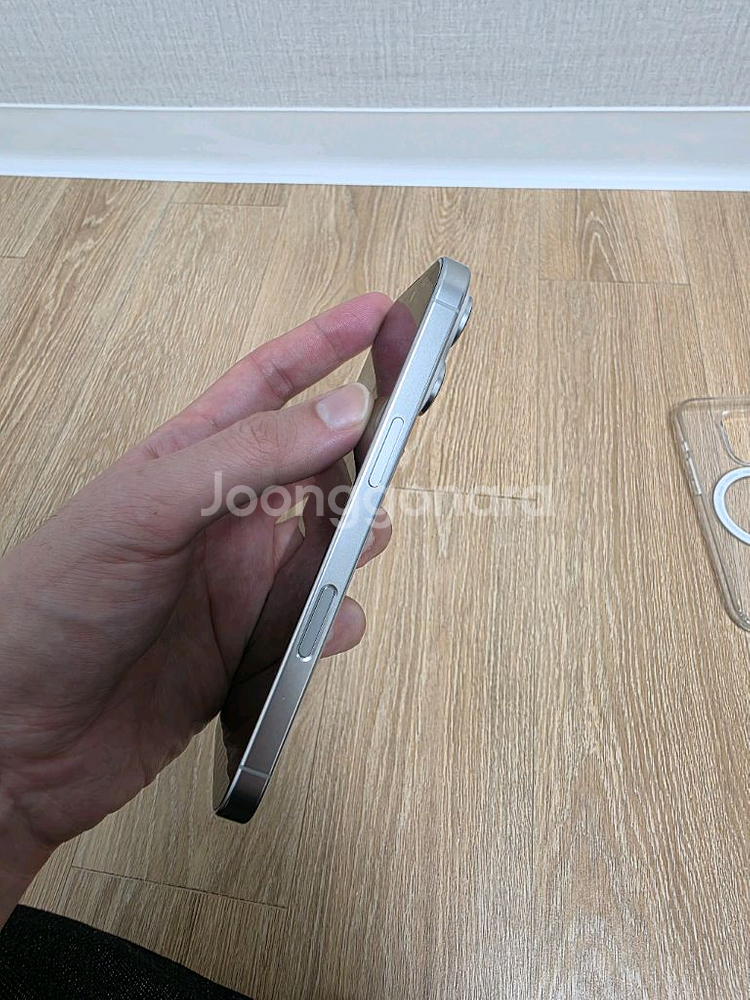 아이폰16 프로 화이트 1테라 +애케플--4