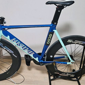 픽시 언노운 샤크