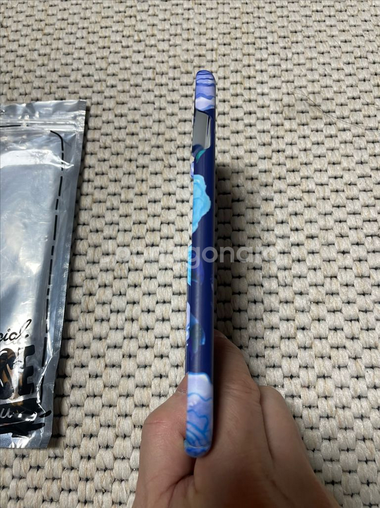 아이폰7/8 플러스 케이스 새제품 팝니다--4