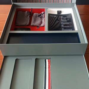 갤럭시박스 갤럭시Z플립2 톰브라운 에디션 빈박스