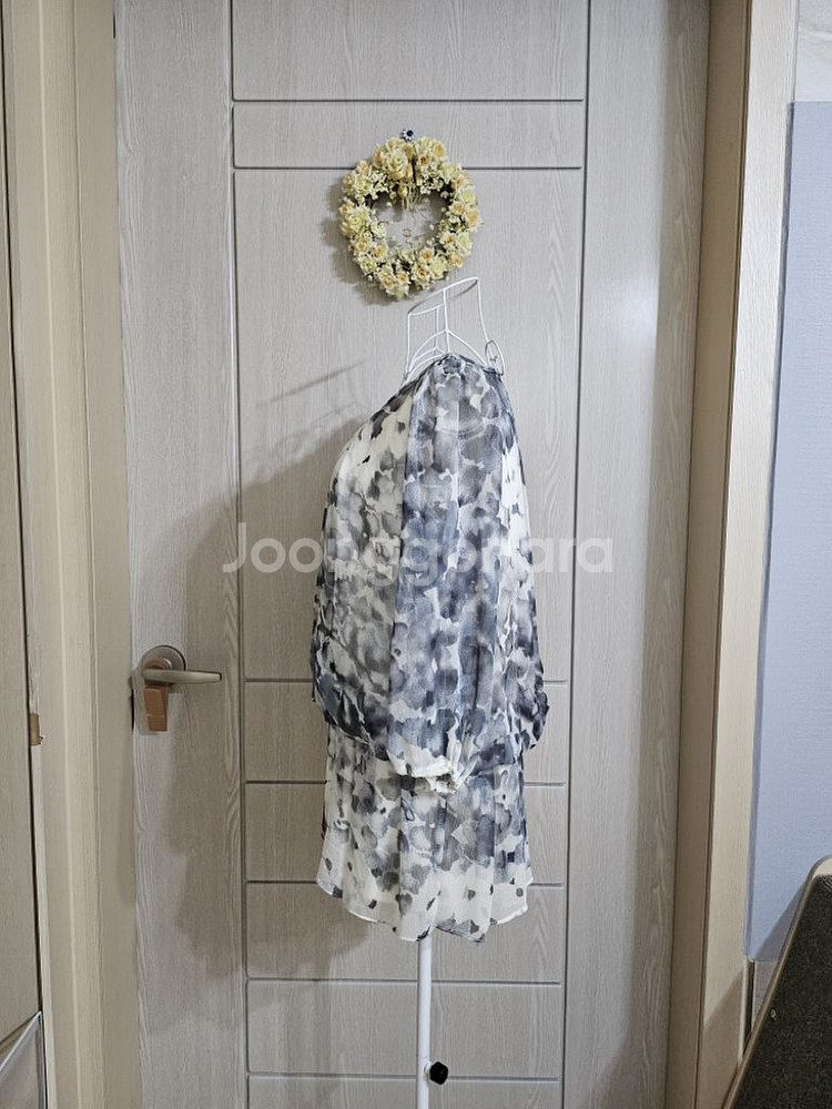 쉬폰 블라우스M 66사이즈(새상품)--2