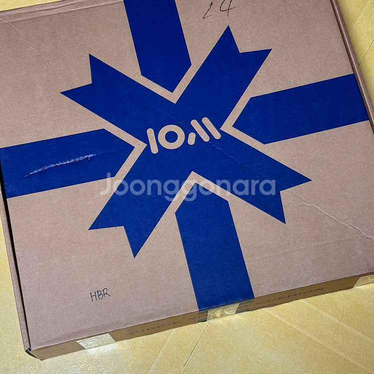 IOM 누비드 볼륨업 차량용 방석 시트커버 블랙 새상품 판매합니다.--2