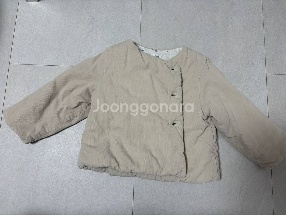 슈슈앤크라 패딩 점퍼 24m--0