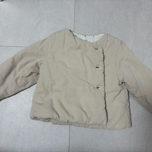 슈슈앤크라 패딩 점퍼 24m