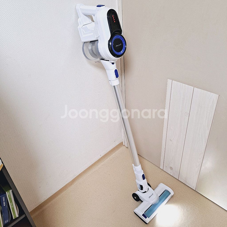 정상작동 신일 LED 무선청소기 24년11월제조 2in1 스틱+핸디형--1