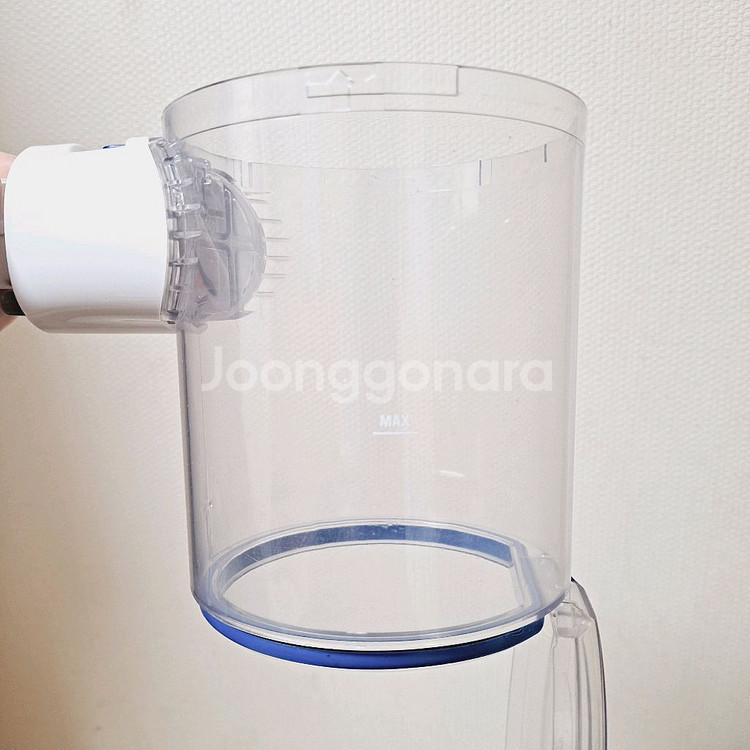 정상작동 신일 LED 무선청소기 24년11월제조 2in1 스틱+핸디형--7