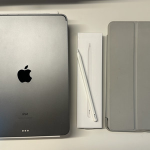 아이패드 프로 11(2세대) wifi 128기가 + 애플펜슬 2세대