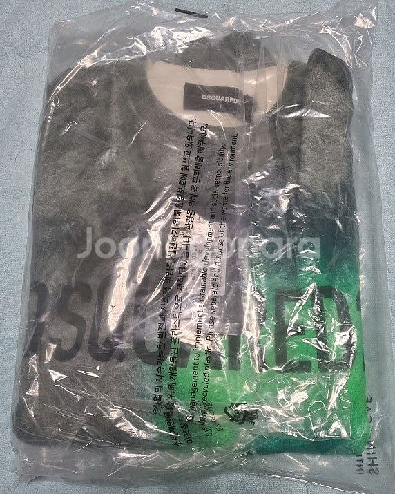 [명품 56%할인] 디스퀘어드2 맨투맨 티셔츠 새제품. 매장 정품 DSQUARED2--2