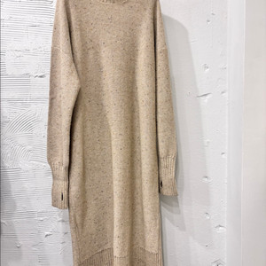 코스 터틀넥 니트 롱원피스