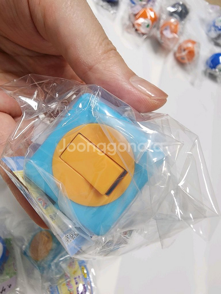 호빵맨 가챠 4000원 팝니다--2