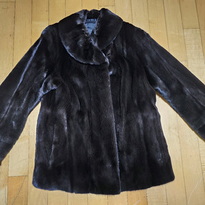 여성용 진도모피.숏트 밍크코트