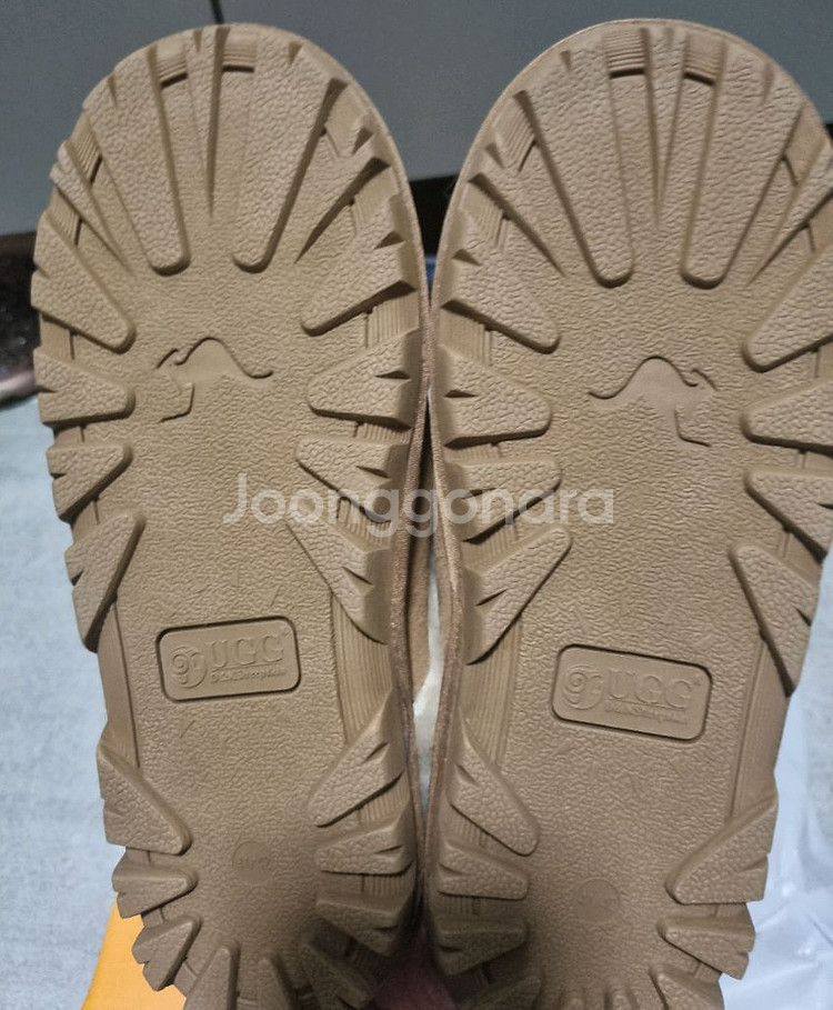 DK UGG 슬리퍼 체스넛 41-42--3