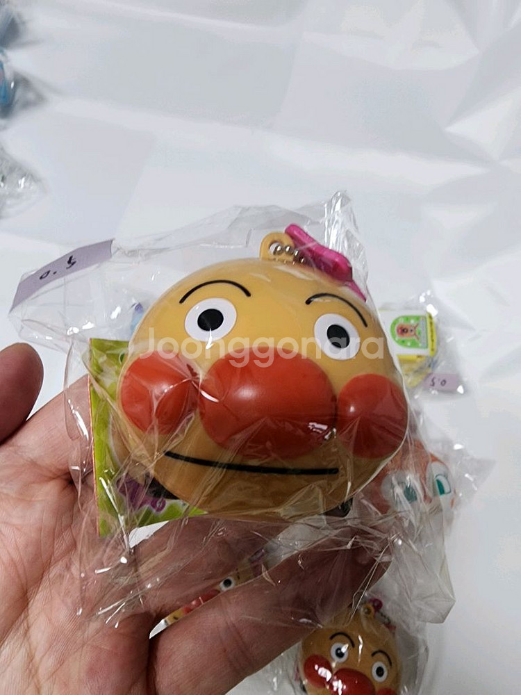 호빵맨 가챠 피규어 팝니다--1