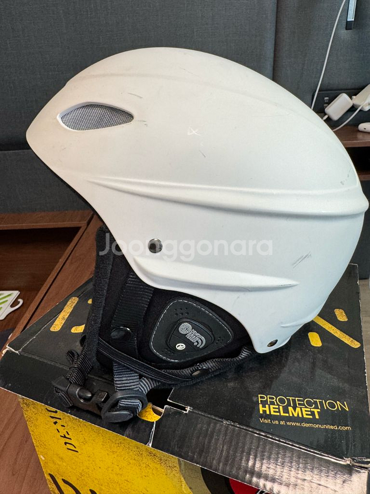 데몬 스키 헬멧 , 스키복, 장갑 세트--0