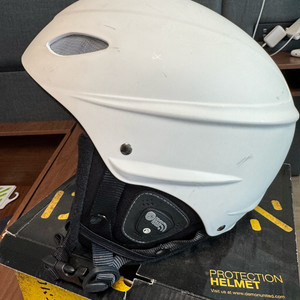 데몬 스키 헬멧 , 스키복, 장갑 세트