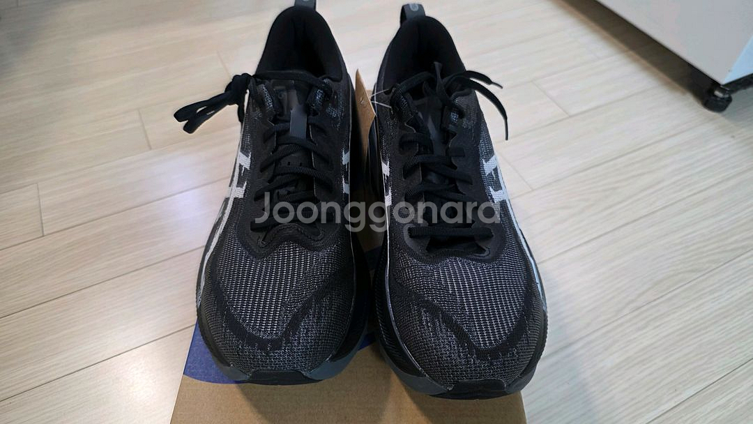 미착용 새상품 아식스 슈퍼블라스트2 275mm 블랙--4