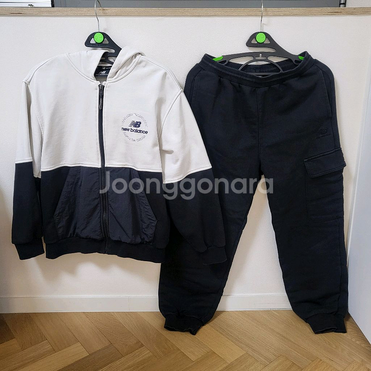 뉴발란스 키즈 트레이닝복 세트 160 / 3벌--0
