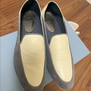 LATT 래트 여성 스웨이드 단화