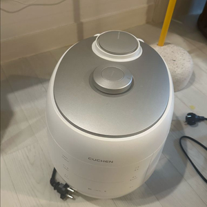 쿠첸 밥솥 스테인리스 6인용 CRT-UPDS0670W (가격내림)