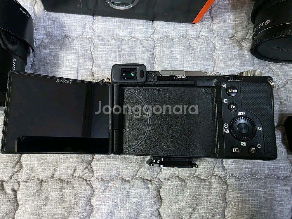 소니 A7C + 렌즈 2개 세트 1만6천컷--5