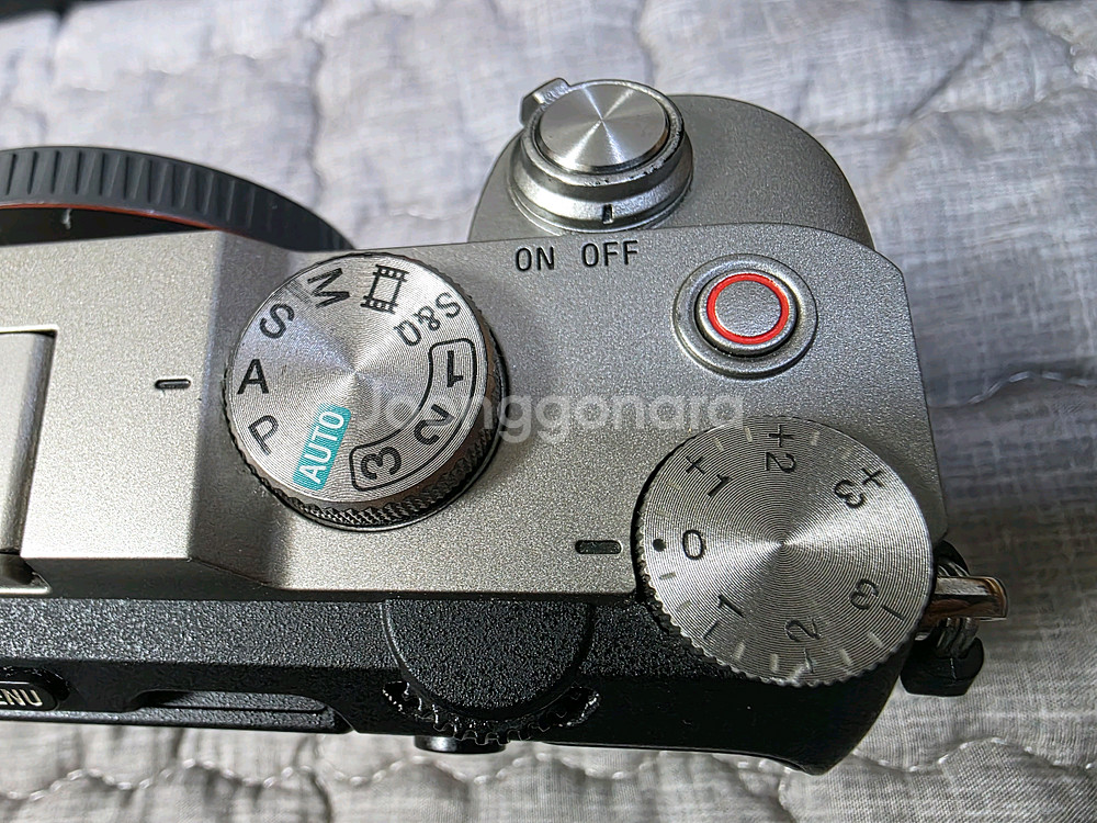 소니 A7C + 렌즈 2개 세트 1만6천컷--3