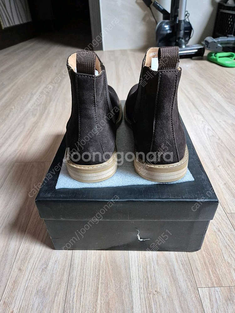 남성용 스웨이드 첼시부츠. 갈색 . 270 사이즈.--3
