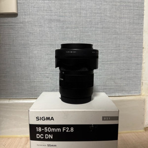 시그마 18-50mm F2.8 DC DN 렌즈