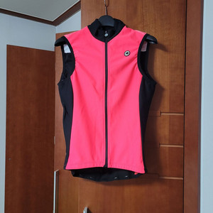 아소스 우마 GT 봄가을 에어블럭 베스트 핑크