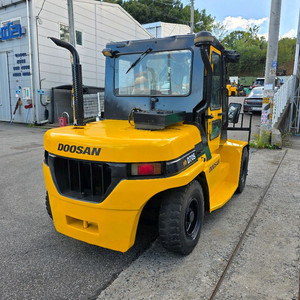 중고지게차 매매 두산 7톤 자동발 캐빈 디젤지게차 1650만원