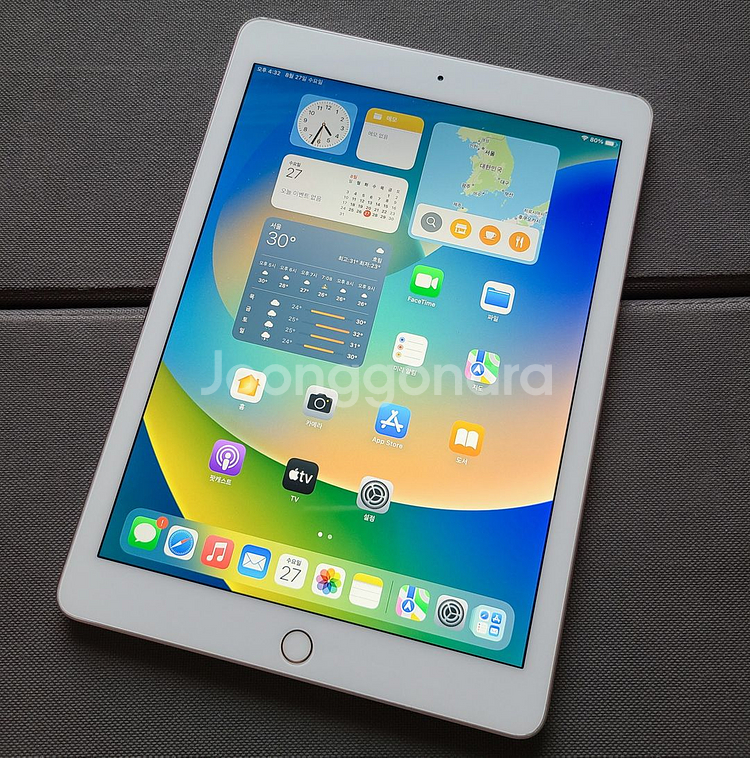 부산 아이패드 프로 9.7 128GB 와이파이 팝니다.--0