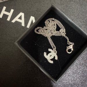 샤넬 CC 로고 체인 목걸이