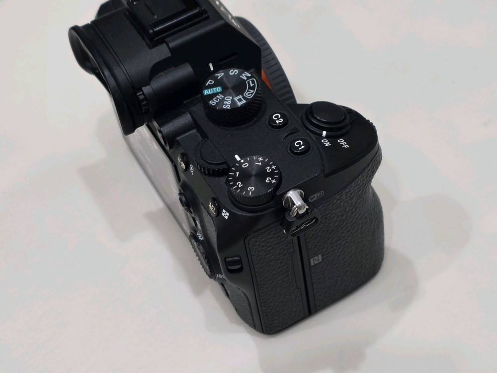 소니 풀프레임 미러리스 카메라 A7M3--2