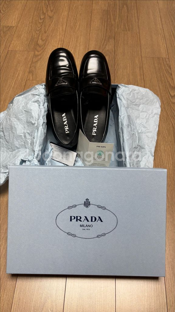 프라다 여자 로퍼 모카신(ID902M) 245사이즈 37.5--0