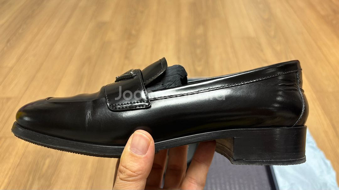 프라다 여자 로퍼 모카신(ID902M) 245사이즈 37.5--7