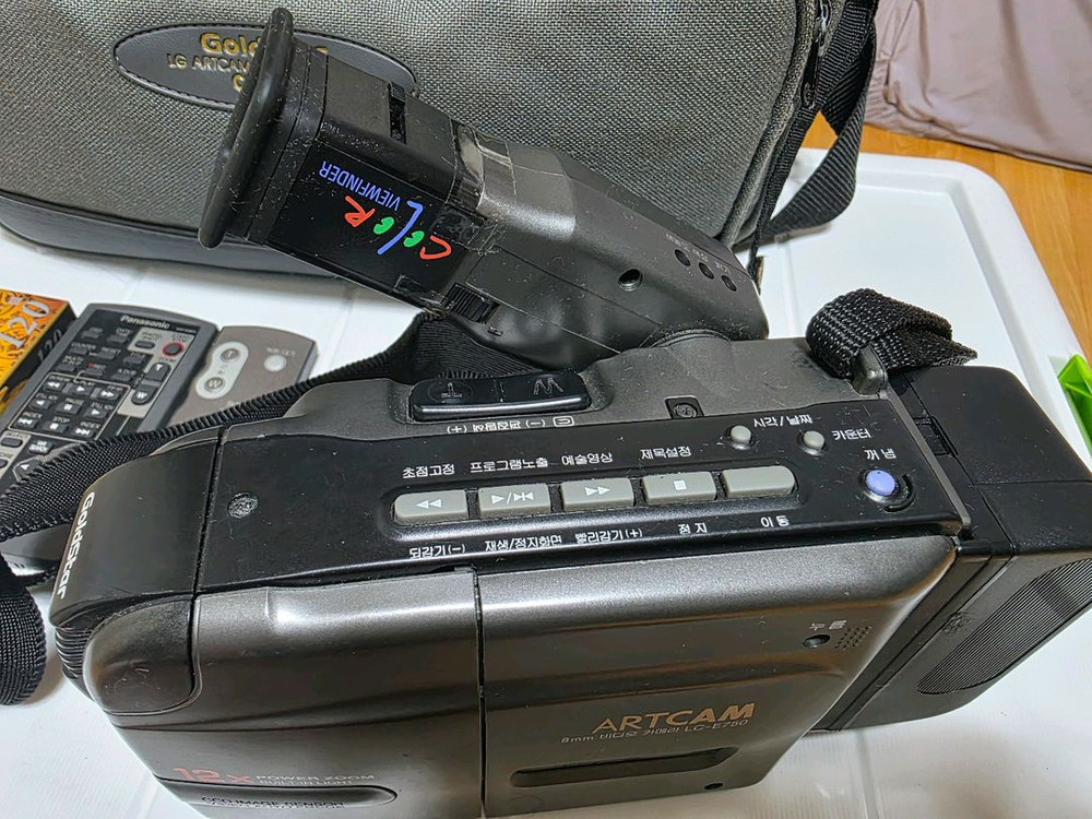 골드스타 8mm 캠코더 ARTcam LC-E750 / 작동불명 / 인테리어·소품용 이미지
