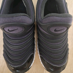 나이키 다이나모 키즈 운동화 210