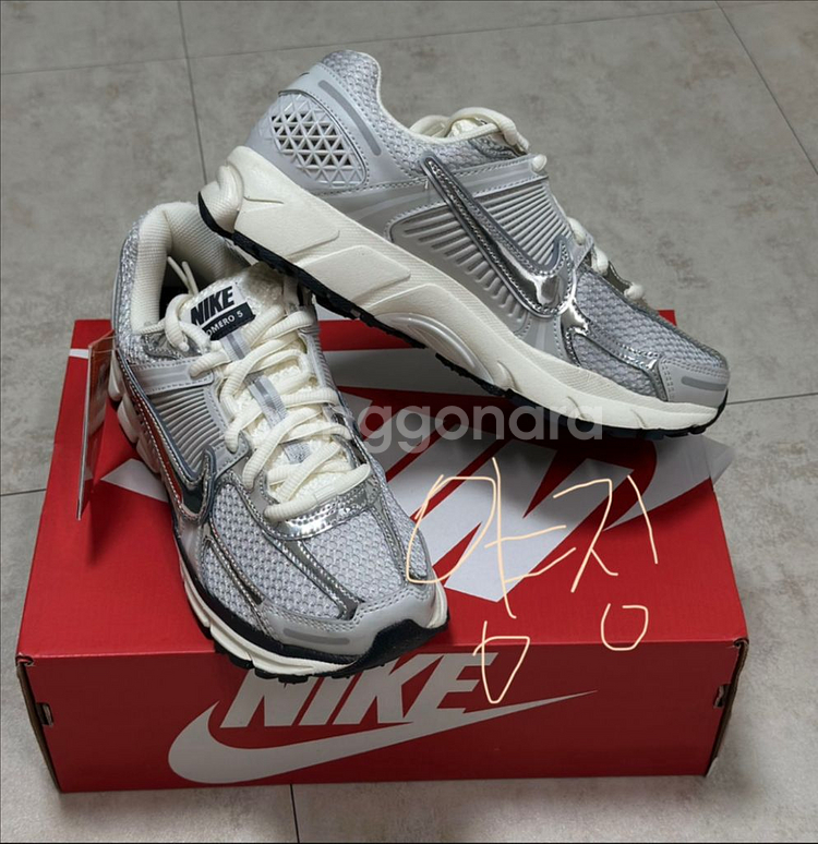 나이키 에어포스2000 실버--4