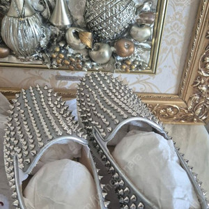 루부탱 슬립온 42사이즈 국내270