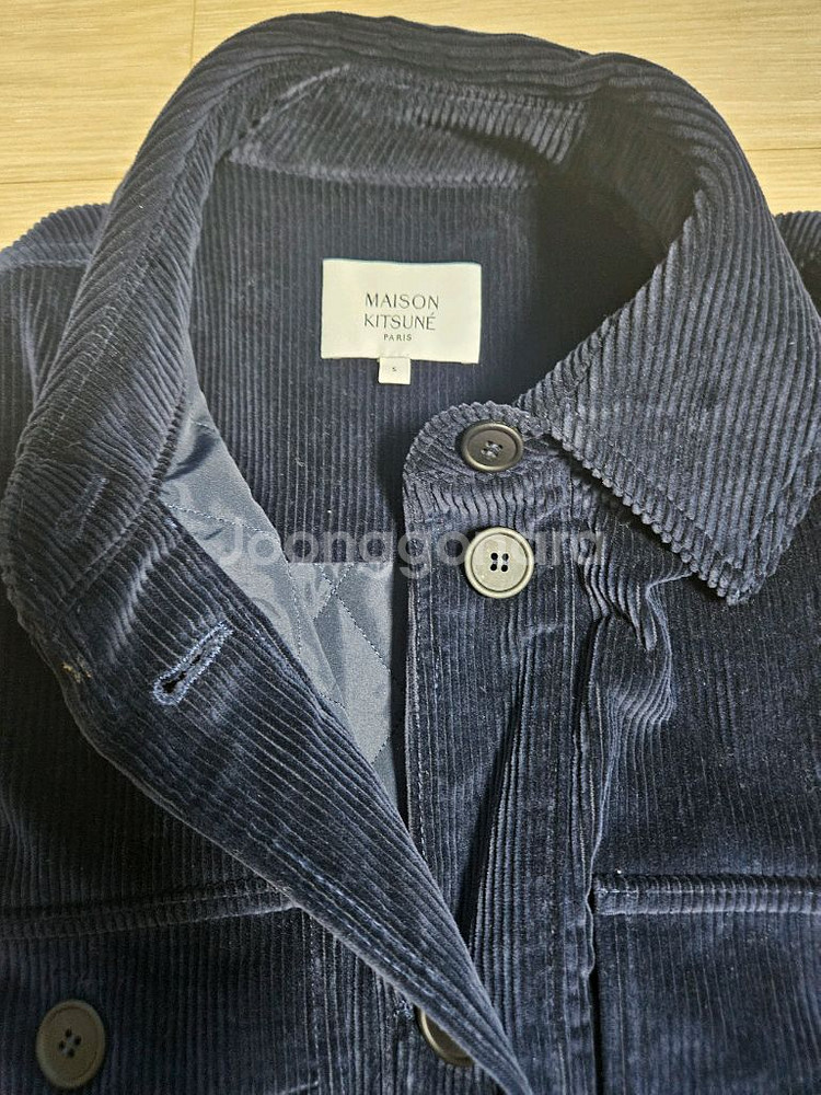 정품 거의새것 메종키츠네 퀼팅 네이비 코듀로이 재킷--1