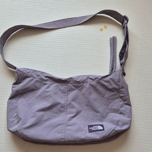 노스페이스 여성용 숄더백