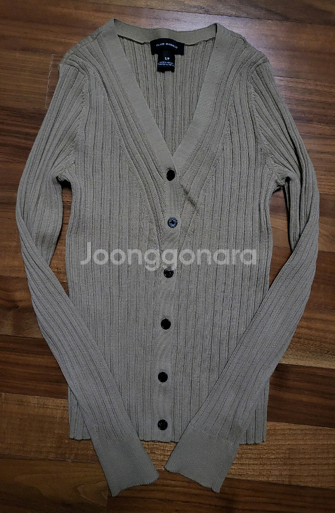클럽모나코 브이넥 가디건 S--1
