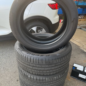 피렐리 P ZERO 타이어 235/50 R19 99V