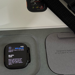 애플워치 울트라2 블랙 티타늄 배터리100% 풀박 (보증 내년 2월까지에요)