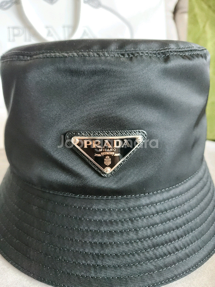 프라다 리나일론 버킷햇--8